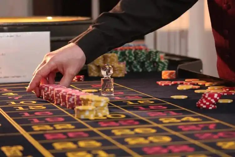 Mobile smartphone displaying Queen of Bounty slot interface optimized for Bangladesh users